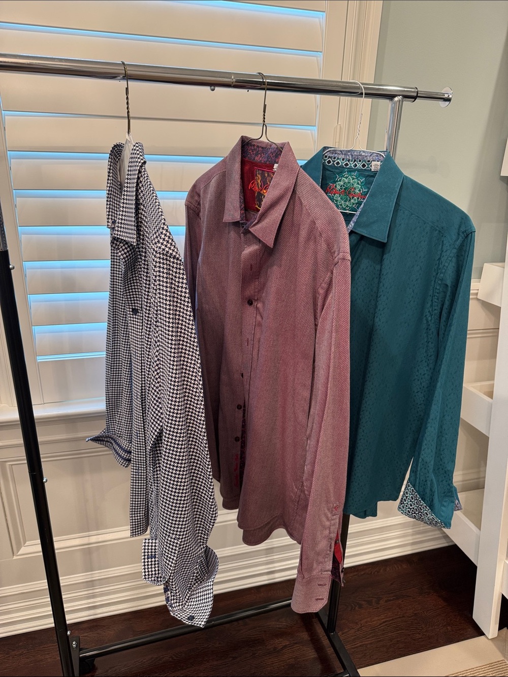 THREE Robert Graham Men’s Shirts
